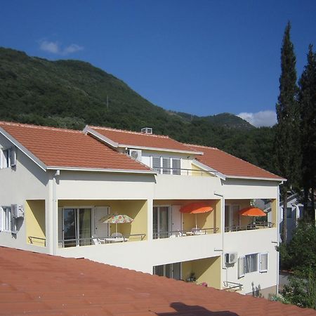 Apartments Viktoria Tivat Luaran gambar