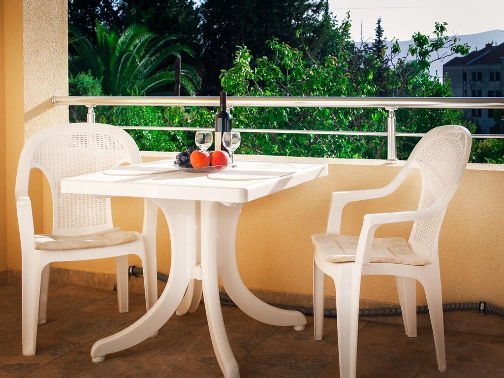 Apartments Viktoria Tivat Luaran gambar