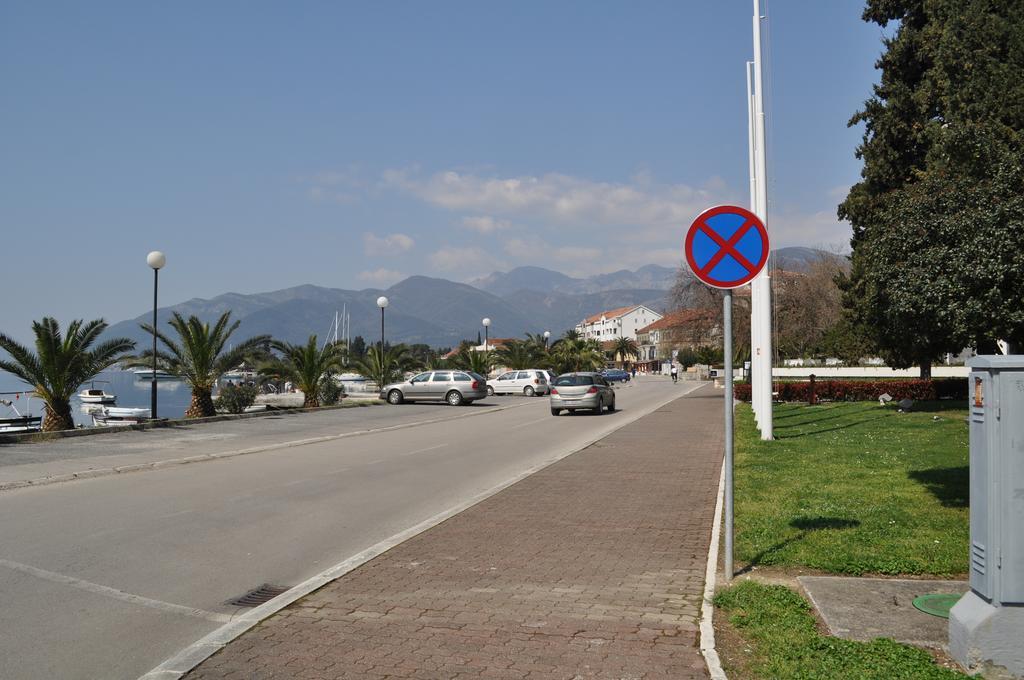 Apartments Viktoria Tivat Luaran gambar